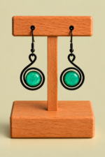Pendientes Almau verdes cortos de estilo bohemio con espiral La Gata Voladora Laujar de Andarax Almeria