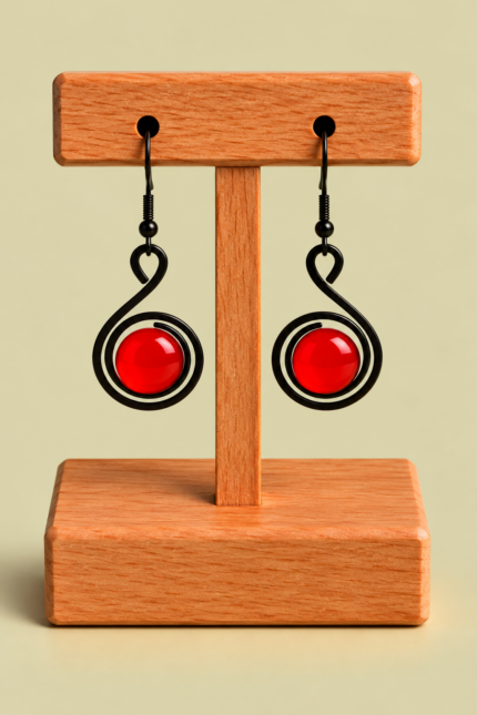 Pendientes Artesanales Almau rojos cortos con forma de espiral La Gata Voladora Laujar de Andarax Almeria