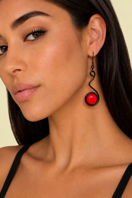 Pendientes Almau rojos largos con diseño espiral La Gata Voladora Laujar de Andarax Almeria